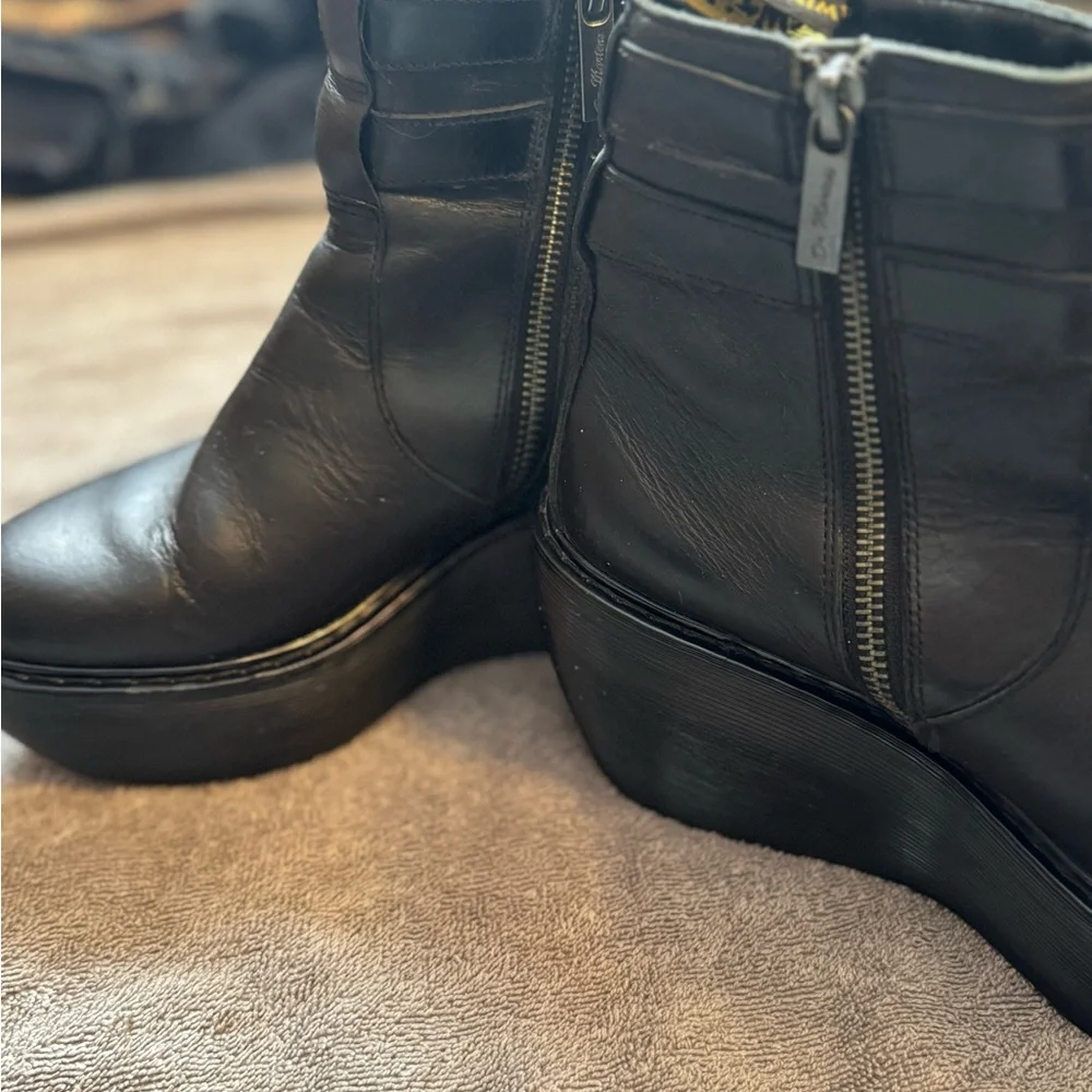 Dr. Martens Black Wedge Platform Ankle Boots RARE - Picture 4 of 6